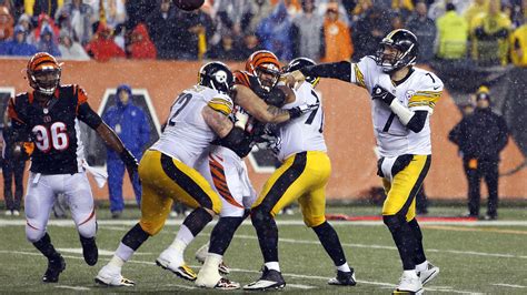 Pittsburgh Steelers vs Cincinnati Bengals Final Score: Steelers limp ...