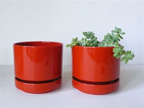 Vintage 1960's Burnt Orange Kartell-Era Plastic Modern Planter Set | Modern planters, Burnt ...