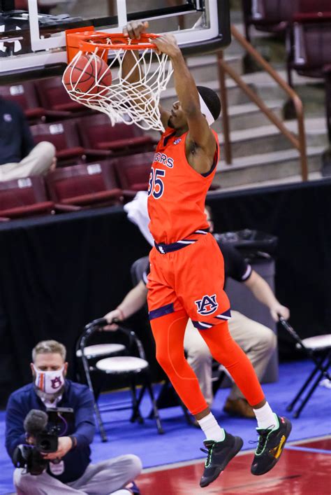 Auburn basketball: Photos from Tigers’ victory over South Carolina