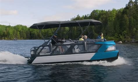 Sea-Doo Reinvents Summer Fun With Amazing 2022 “Switch" Futuristic Sport Pontoons - autoevolution