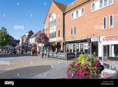 Kingsbury Square, Aylesbury, Buckinghamshire, England, United Kingdom Stock Photo - Alamy