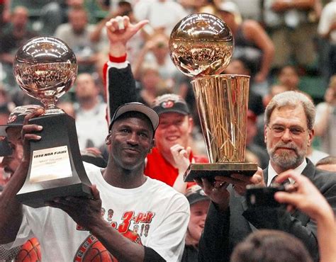 Michael Jordan: Winning sixth NBA title with Bulls was 'trying year'