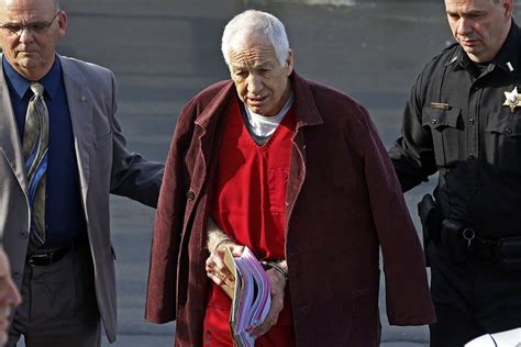 Penn State coach Sandusky sues for pension despite sex abuse ...