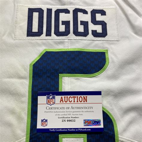 Crucial Catch - Seahawks Quandre Diggs Game Used Jersey Size 38 (9/18 ...