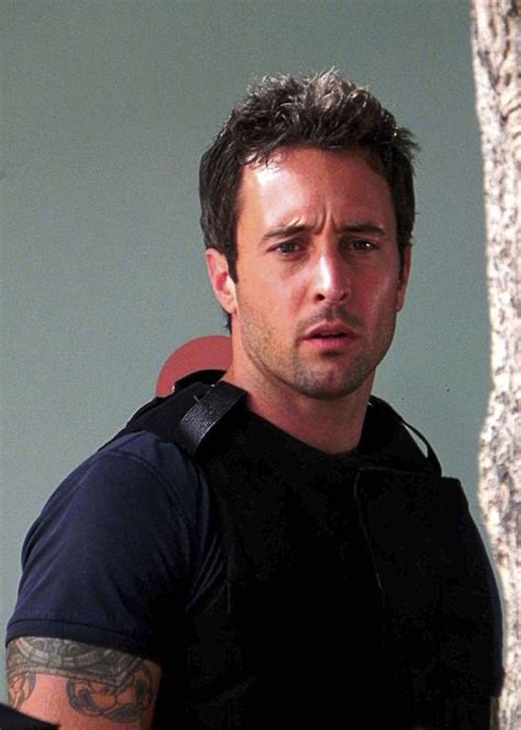 42 best images about Steve McGarrett & Hawaii 5-0 pics. on Pinterest | Alex O'Loughlin, Hawaii ...