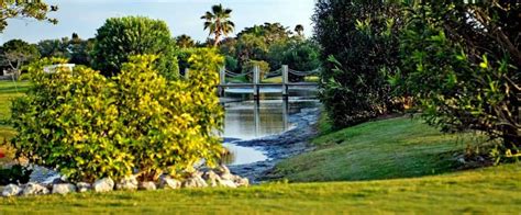 Key Royale Club - 9 Hole Executive Golf Course Holmes Beach