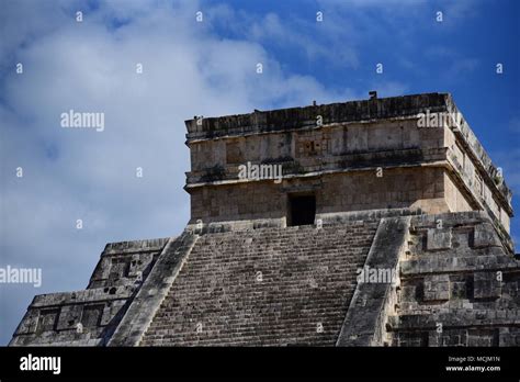 Chichen Itza ruins Stock Photo - Alamy