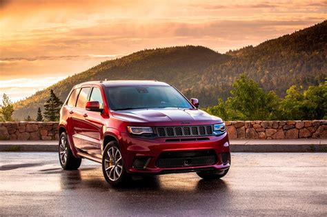 2020 Jeep Grand Cherokee Trackhawk: Review, Trims, Specs, Price, New Interior Features, Exterior ...