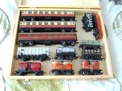 hornby model trains vintage 12 of them in good condition collection ...