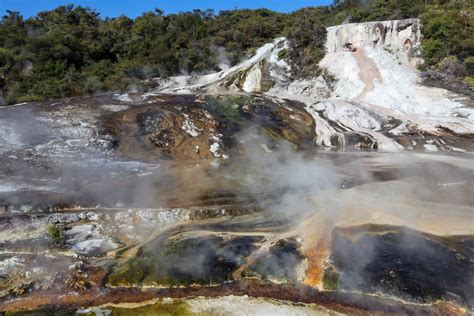 Orakei Korako Geothermal Park: Exploring Hidden Valley New Zealand