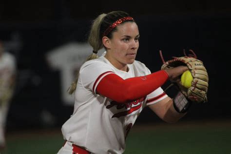 Juniors lead Arizona softball past ASU in dominant opening game of Pac ...