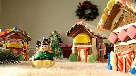 Watch Holidays with Master Chefs | Gingerbread House to Make with Kids for Christmas ...