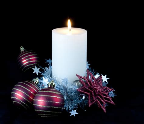 Free Stock Photo 3597-festive decorated candle | freeimageslive