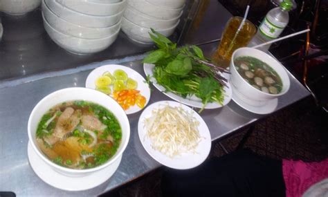 Saigon Food Guide: 8 Foods and Drinks You Should Try