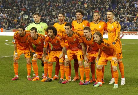 Real Madrid lineup editorial image. Image of play, lineups - 44183320