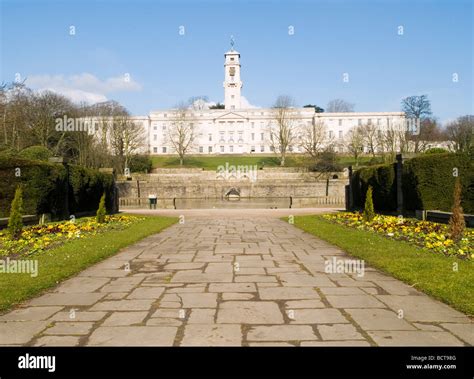 Highfields Park and the Nottingham University Trent Building, Beeston ...