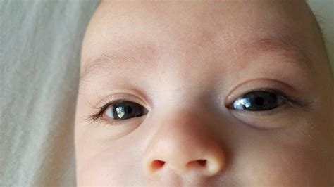 Calling all the grey eyed babies. Let's track color | BabyCenter