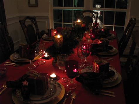 Designs by Pinky: ~~~Christmas Eve Dinner Table~~~