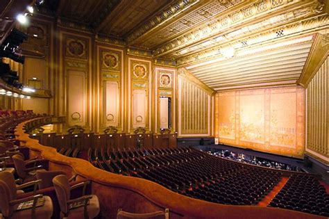 Civic Opera House, Chicago | Lyric opera, Art deco interior, Opera