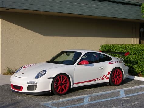 Porsche GT3-RS in luxury wrap white with red accents. Looks like a Christmas present! | Porsche ...