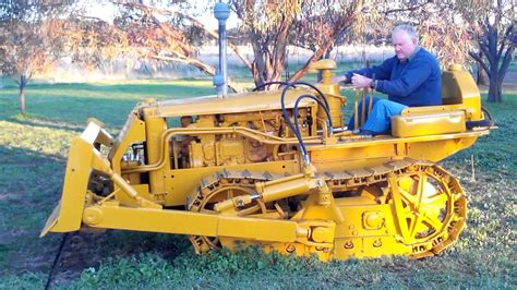 Vintage Caterpillar Dozer Mascot | Doovi