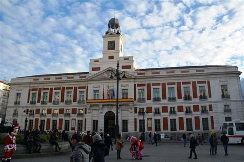 Puerta del Sol, el centro de tu visita - Mirador Madrid