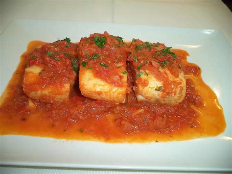 The Spanish Kitchen: Bacalao con Tomate - Citylife Madrid