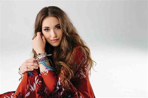 Lauren Daigle Biography - Is She Married and Who is Her Husband?