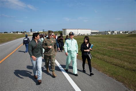 Community, Marines join together for evacuation drill > United States ...