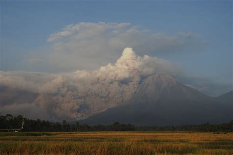 Zero fatalities from Mount Semeru eruption due to relocation: BNPB ...