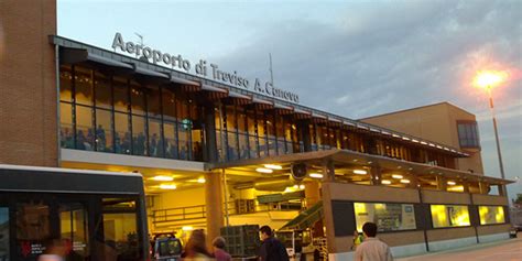 Treviso Airport Parking - Rates & Services