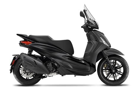 Piaggio Beverly Deep Black 400: price, colours, specs | Piaggio EN