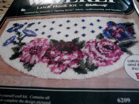 Floral Latch Hook Rug Kit: Comes with Canvas Pre-cut Yarn