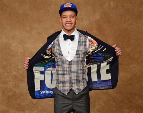 New York Knicks top pick wore a 'Fortnite' suit to the draft