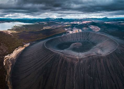 Hverfjall Volcanic Crater | The Breathtaking Huge Crater in North ...