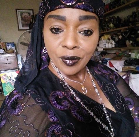 NOLLYWOOOD ACTRESS RITA EDOCHIE SLAMS FANS THAT CRITICISE HER NEW MAKE UP STYLE..(photos) | info ...