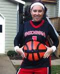 Basketball Player Halloween Costume & Belly Painting for Pregnant Women - Photo 3/3