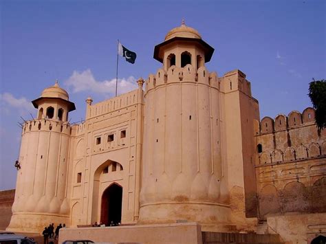 All Pakistan Sites: 10 Historical Buildings Of Pakistan