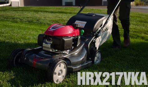 Honda HRX217VKA Review and Guide - Turf&Till