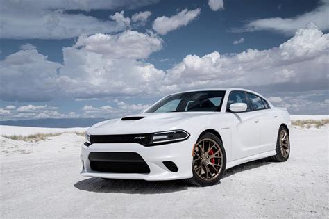 Car Factory : 2017 Dodge Charger & Challanger SRT Hellcat PRODUCTION ~ Auto Trend Mods