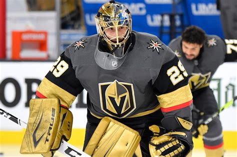 Marc-Andre Fleury plans on playing for Blackhawks post-trade