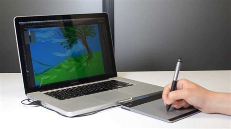 Wacom Intuos Review September 2013 - YouTube