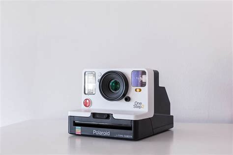 How to Use a Polaroid Camera - 6 Tips & Tricks - Optics Mag