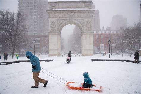 NYC could get 7 inches of snow today - Curbed NY