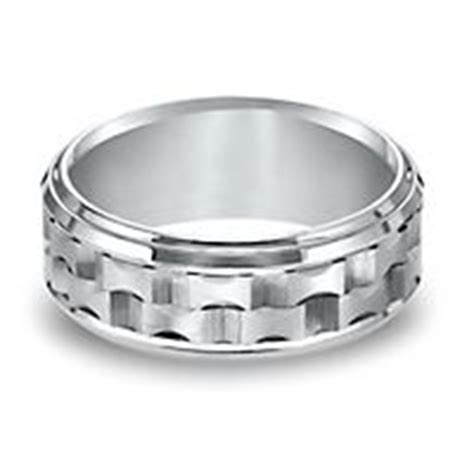 Men's Wedding Bands & Rings - Helzberg Diamonds