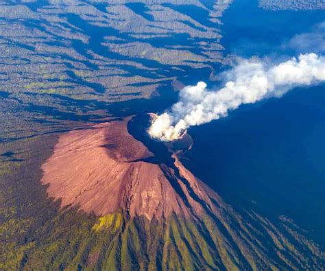 Air Pollution From Mt. Etna & Kilauea Eruptions | IQAir