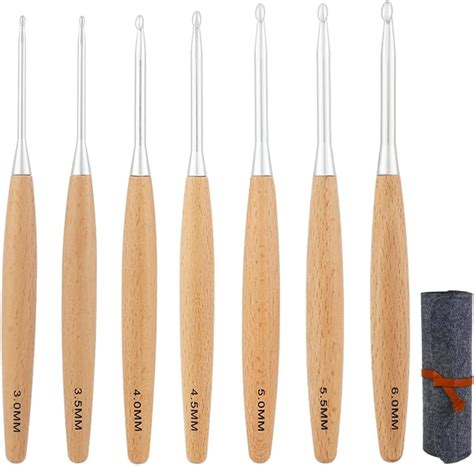 Amazon.com: Beech Wood Crochet Hooks Set with Case,Ergonomic Handle ...