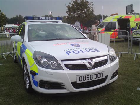 Thames Valley Police Vectra | Thames Valley Police Vauxhall … | Flickr