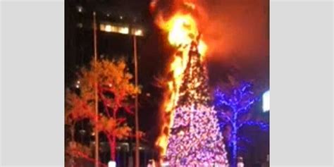 FOX News Christmas tree fire