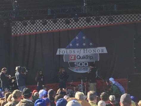 2016 Folds of Honor QuikTrip 500 | There And Back Again Adventures